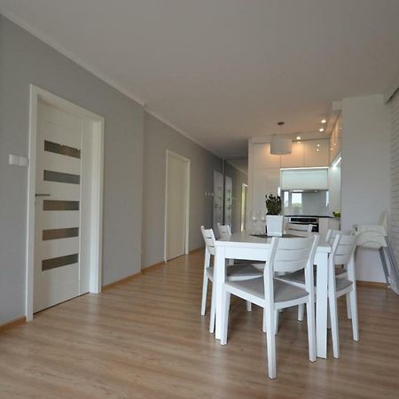 Grand De Luxe Solna Apartment Колобжег Екстериор снимка