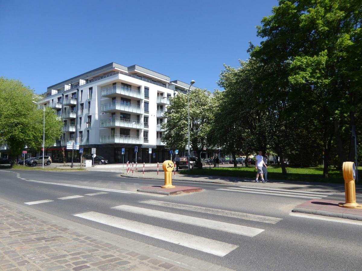 Grand De Luxe Solna Apartment Колобжег Екстериор снимка